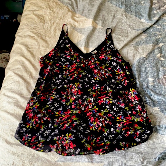 Kismet Floral tanktop - Picture 1 of 2